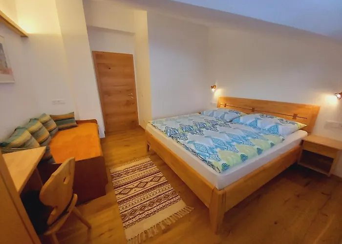 Haus Rosenegg * 브릭센임탈